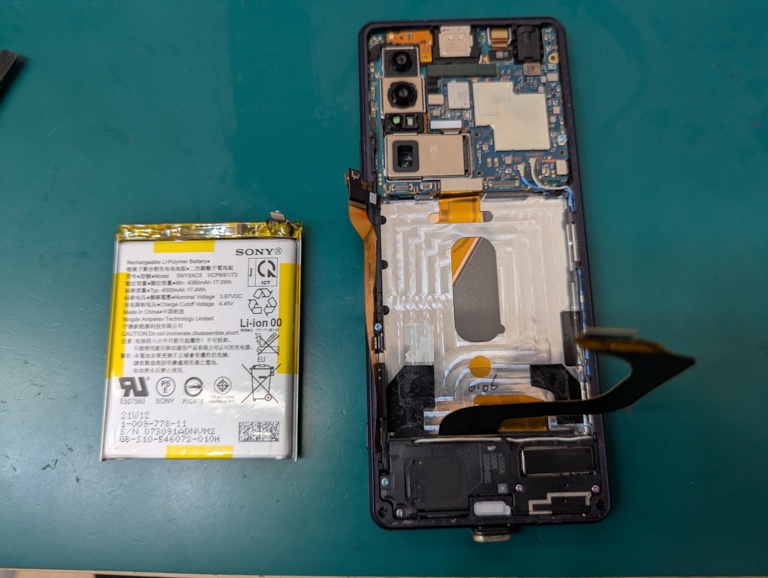 📱 Xperia 1Ⅲ（エクスペリアワンマークスリー）のバッテリー交換ならスマホ修理工房高岡赤祖父店へお任せください☆